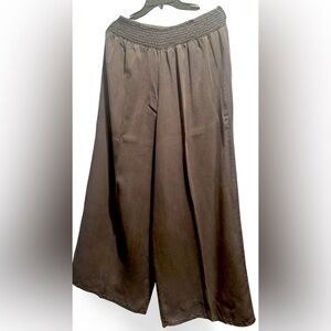 Coco + Jaimeson Smocked Waist Wide Leg Pants | XL | Charcoal Gray